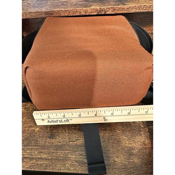 Crumpler Camera Shoulder Bag Brown Camera Accessories - Picture 9 of 12